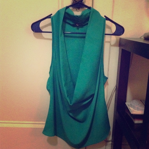 teal blouse