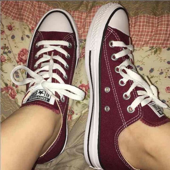 ❌SOLD❌ Maroon Converse - Picture 4 of 4