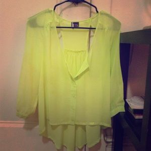 yellow blouse