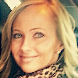 Meet your Posher, Traci