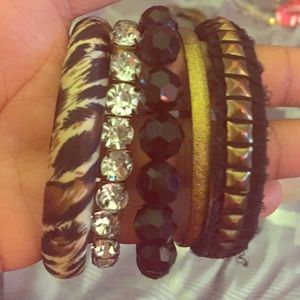 Cute bangle set!