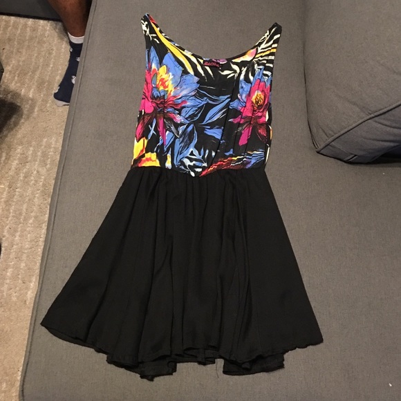 🚫SOLD ON MERC🚫 Motel Rocks Floral Black Dress - Picture 1 of 3