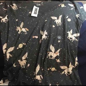 Cute unicorn pacsun t-shirt and moons
