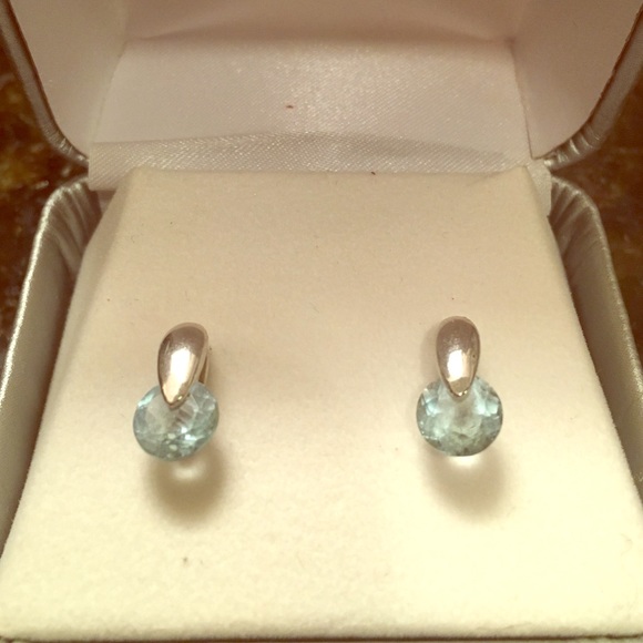 White gold and topaz earrings!