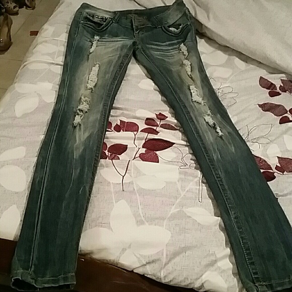Jeans