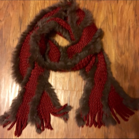 Echo Scarfwith 100% rabbit for accent
