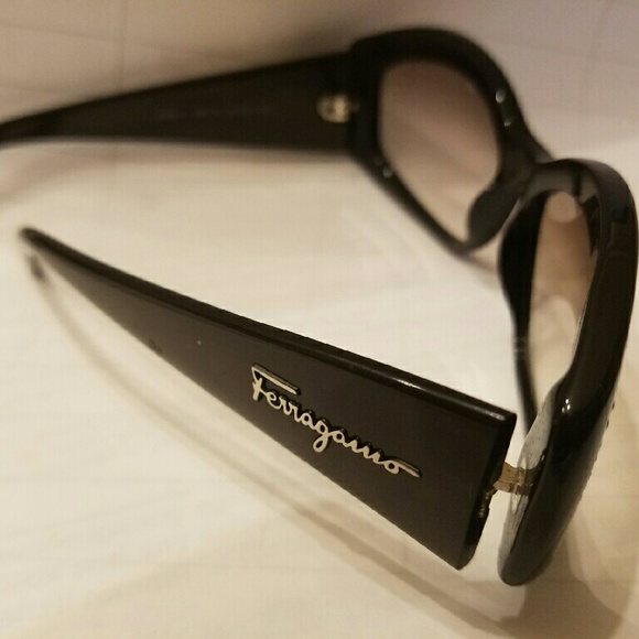 Salvatore Ferragamo Cat Eye Sunglasses main image 4