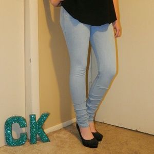 Hollister light-wash skinny jeans