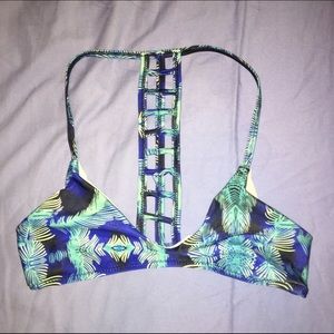 Blue feathery patterned bikini bottom and top