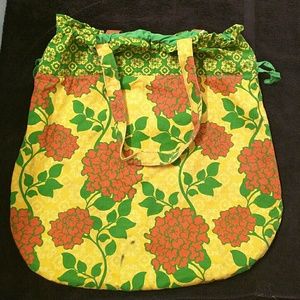 Retro style tote bag
