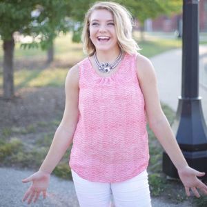 Meet your Posher, Tayler