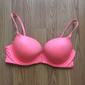 Victoria Secret || Very Sexy Push-up Bra || 38C