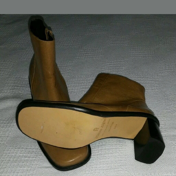 Etienne Aigner Leather Booties - Picture 4 of 4