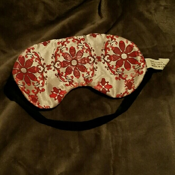 Eye mask