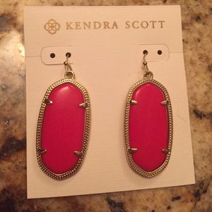 DO NOT BUY! RESERVED FOR COURTNEY !!