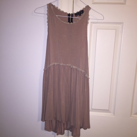 "Pol" tan tank flowy worn once