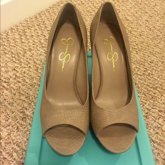 Jessica Simpson Wooden Wedge Heels - Picture 2 of 3