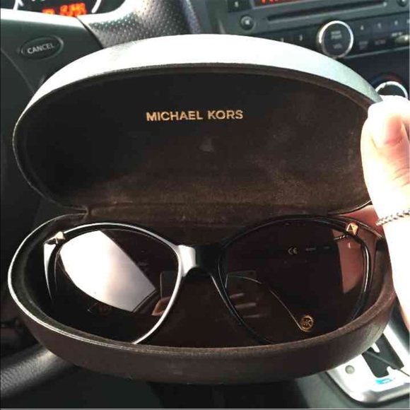 Micheal Kors Auth sunglasses