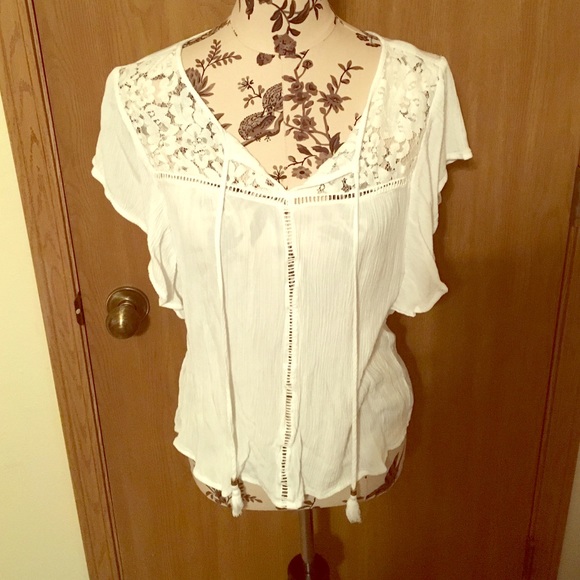 Indie White Top