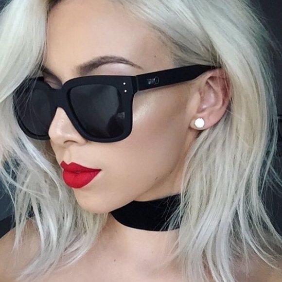 Jewelry - Faux suede black choker