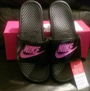 Women's Size 11 Nike Slides Pink/Black