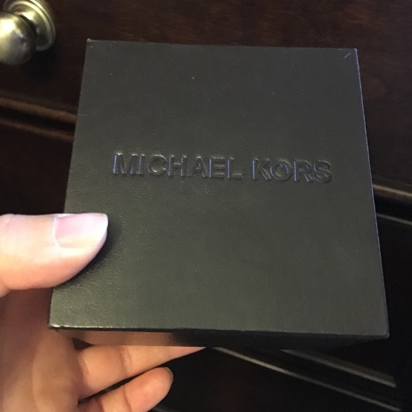 Michael Kors watch box