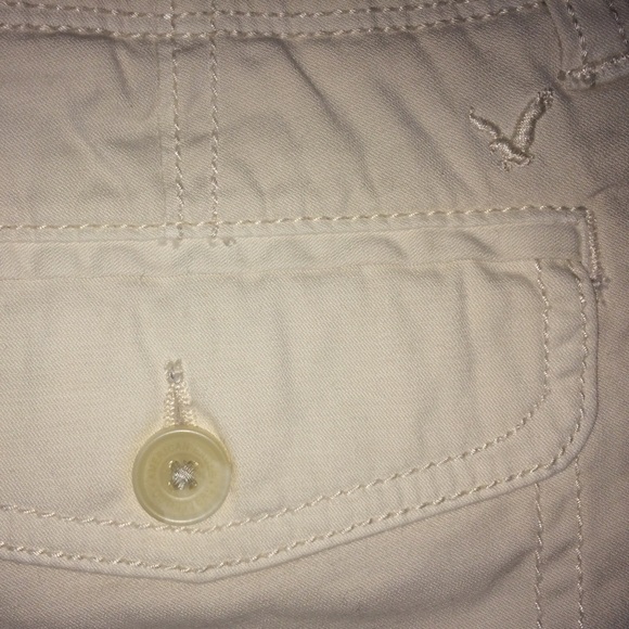 American Eagle Tan Shorts - Picture 4 of 4
