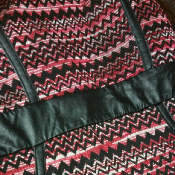 Body Central Tube Aztec Dress - Picture 4 of 4