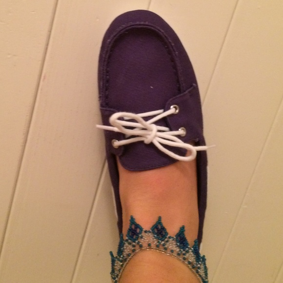 navy blue boat shoes - Picture 2 of 4