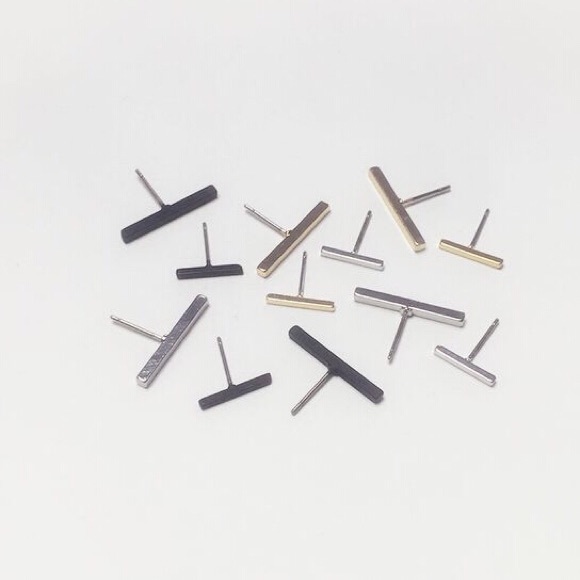 Staple Stud Earrings - Gold + Black