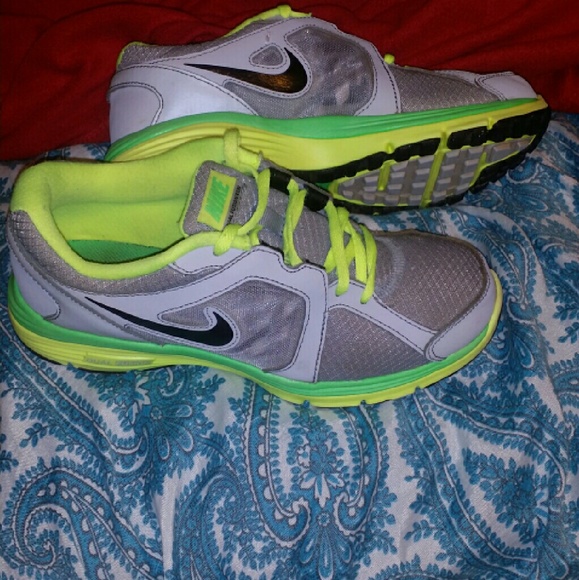 Nike Dual Fusion Women