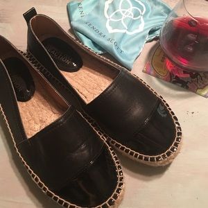 Black cap toe espadrilles Kenneth Cole