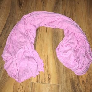 Banana Republic light pink scarf