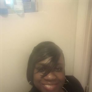 Meet your Posher, Regina