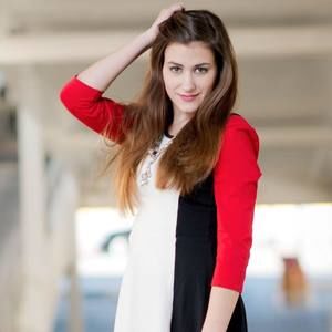 Meet your Posher, Destiny