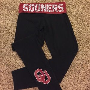 Victoria's Secret Pink, Oklahoma Sooners leggings