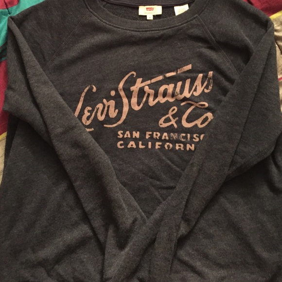 Levi's pull over hoodie