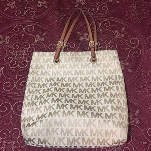 MK purse
