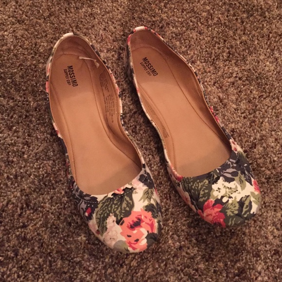 Floral ballet flats