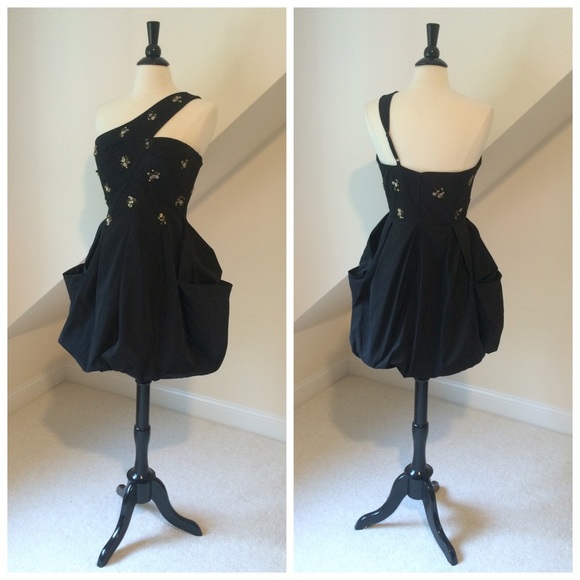 ❌❌❌❌ 🎉HP🎉 BCBGMaxAzria Party Dress - Picture 3 of 4