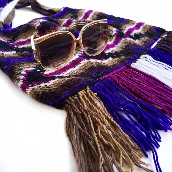 Vintage knit fringe bag - Picture 2 of 4