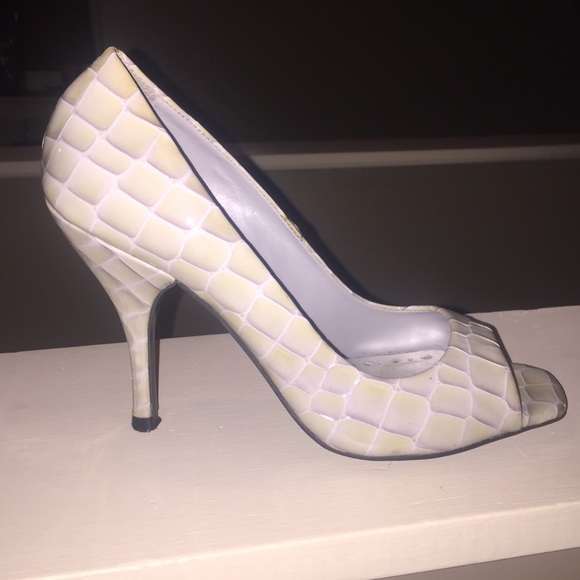 **sold**BCBGirls Heels