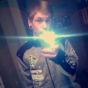 Meet your Posher, Travis