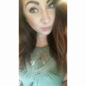 Meet your Posher, Alyssa