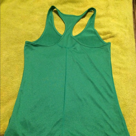 Nike Dri-Fit active tank- slim fit- razor back - Picture 1 of 3