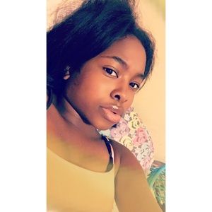 Meet your Posher, Moriah