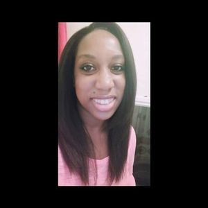 Meet your Posher, Fatima