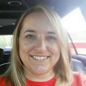 Meet your Posher, Pam