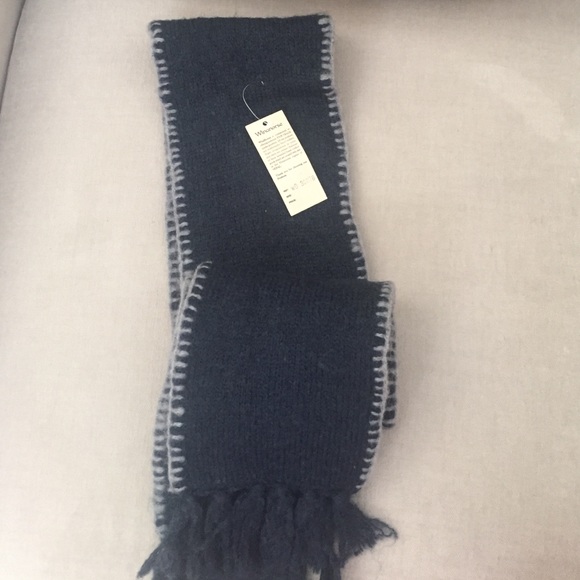 Navy blue whipstitch fringe wool scarf