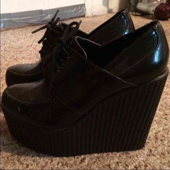 Forever21 wedge platform shoes 6